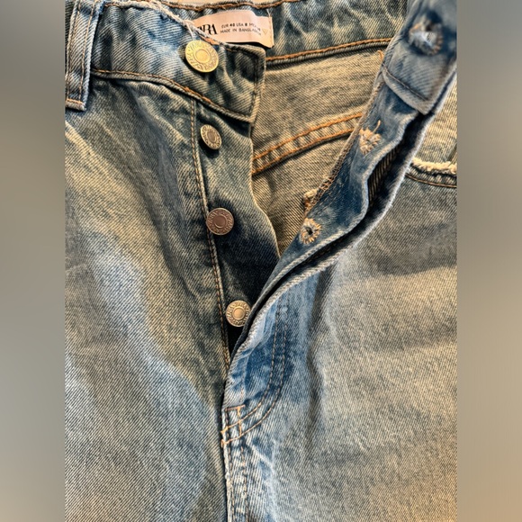 Zara distressed straight leg denim - Picture 2 of 6